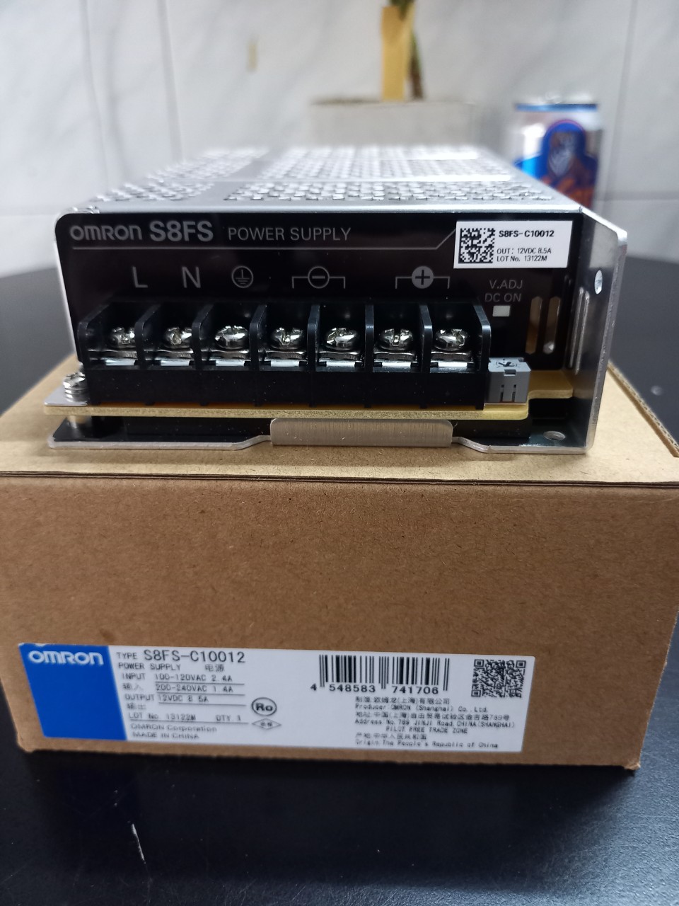 Bộ nguồn tổ ong Omron S8FS-C10012 8.5A 12V 100W