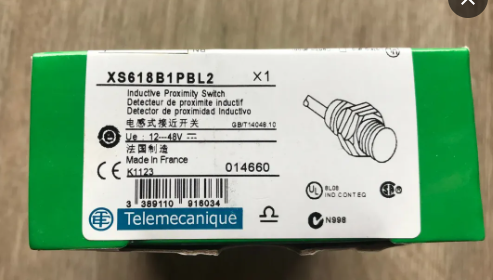 Cảm biến từ Schneider XS618B1PBL2