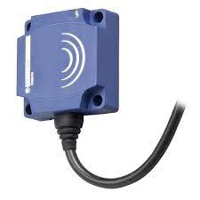 Cảm biến từ Schneider XS7E1A1NBL2