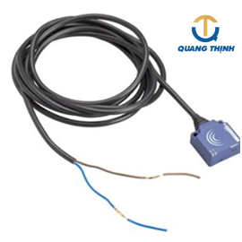 Cảm biến từ Schneider XS8C1A1PBM8